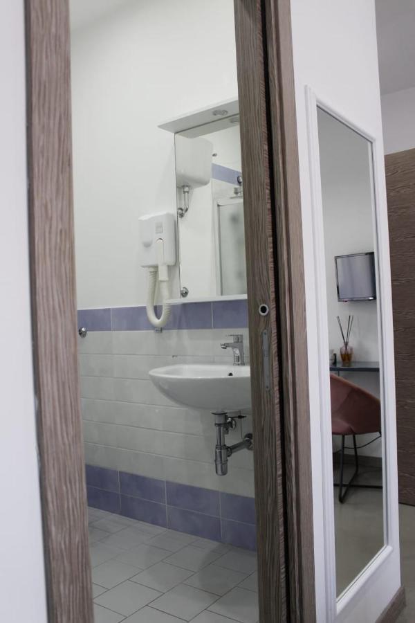 Bed and Breakfast Wisarelax Brusciano Exterior foto